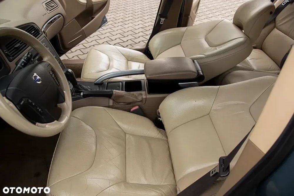 Volvo XC 70 2.4D AWD Summum - 39