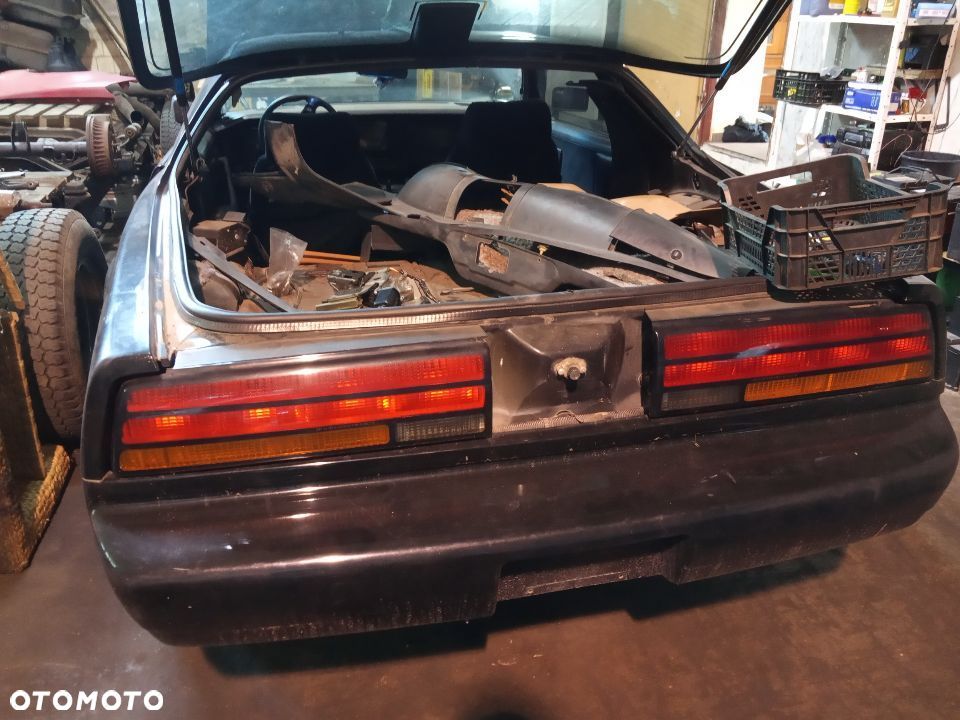 PONTIAC FIREBIRD 3 gen 3rd gen 1982–1992 lampa tyl tylna prawa f-body trans am 2.5 2.8 3.1 v6 3.8 5.0 v8 5.7 rear lamp tail right 1983 1984 1985 1986 1987 1988 1989 1990 1991 - 3