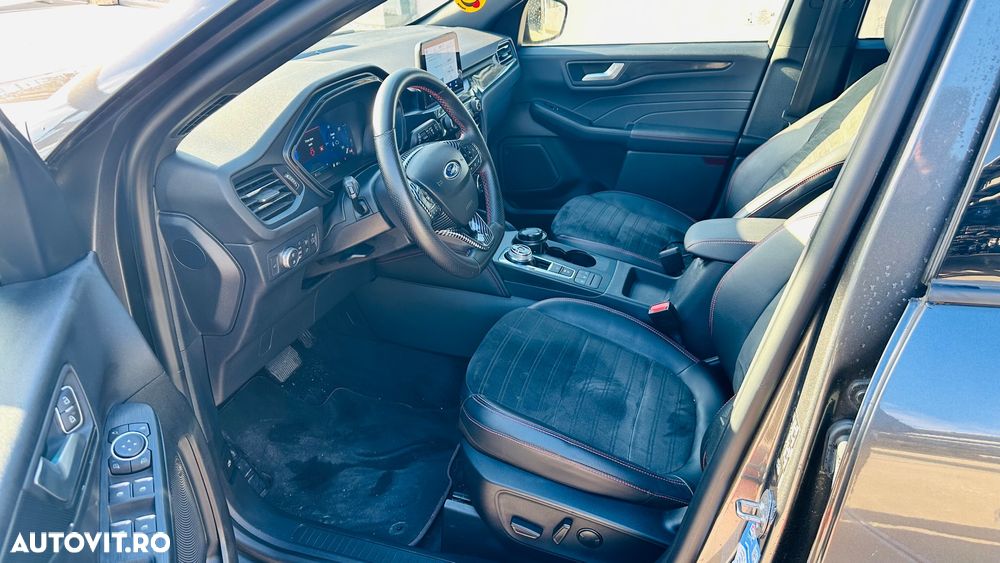 Ford Kuga 2.5 Duratec FHEV ST-LINE X - 9