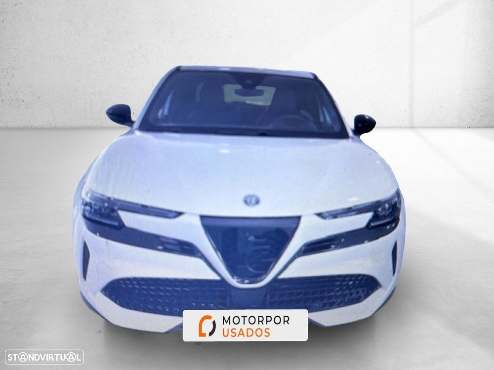 Alfa Romeo Junior Elletrica 50 kWh - 5