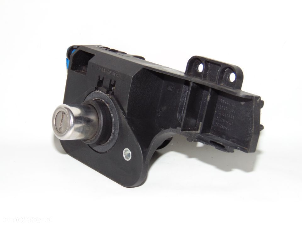 ORYGINAŁ wkładka tylnej klapy bagażnika zamek tylny tył kluczyk Opel Corsa C 00-06r - 3