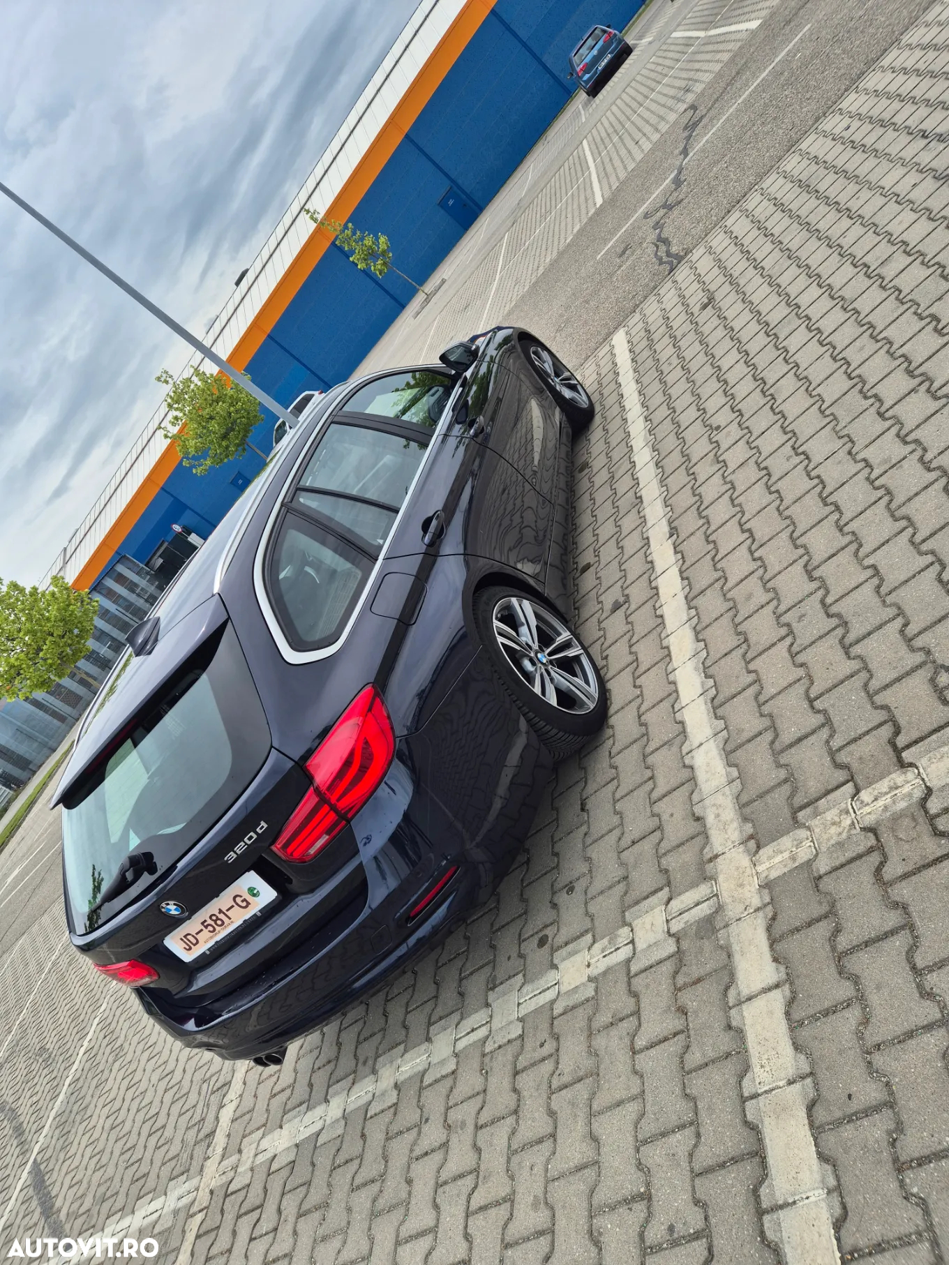 BMW Seria 3 320d Touring Aut. Efficient Dynamics Edition - 13