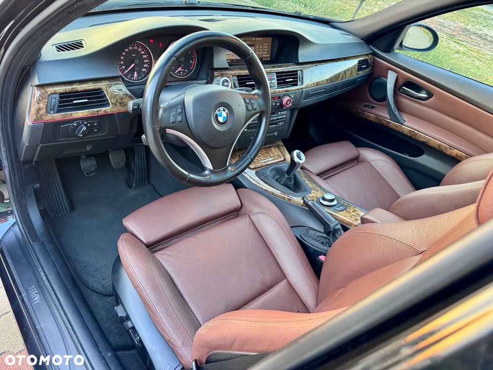 BMW Seria 3 320d Efficient Dynamics - 15