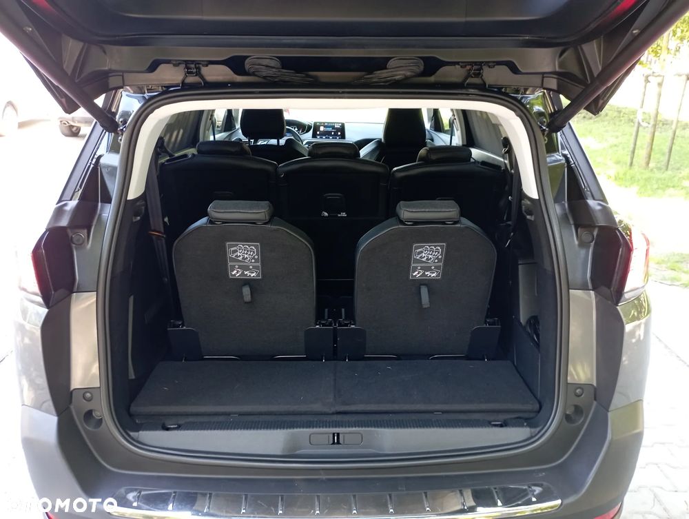 Peugeot 5008 1.6 PureTech Allure S&S EAT8 - 13