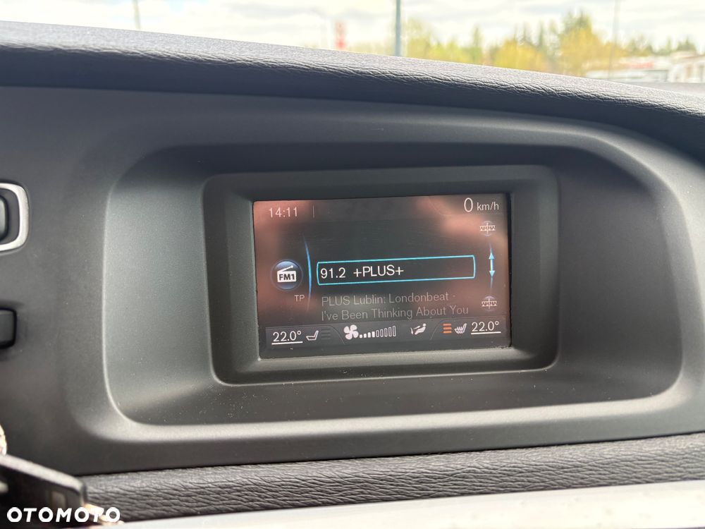 Volvo V40 D2 Summum - 19