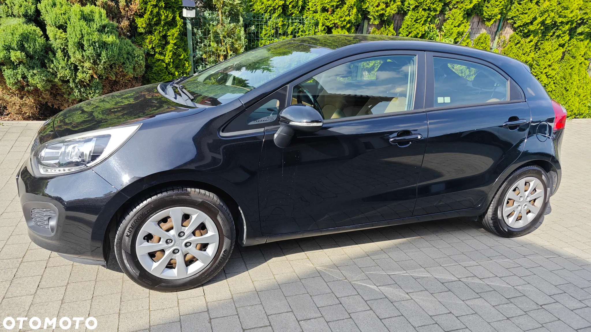 Kia Rio - 2