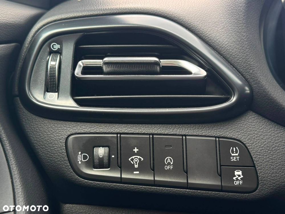 Hyundai i30 - 12