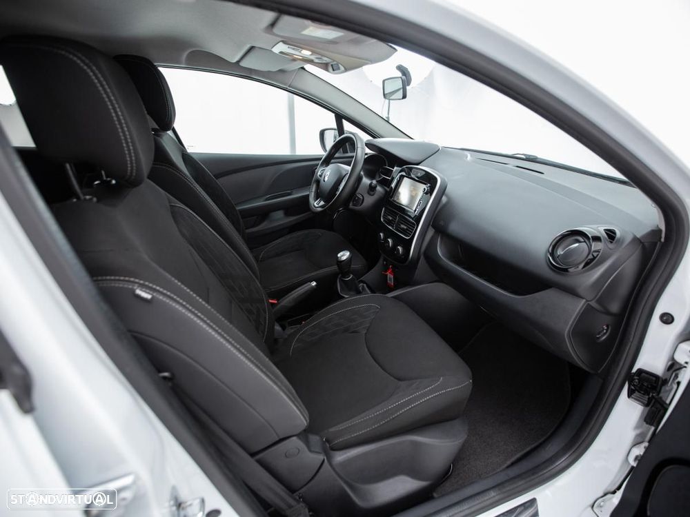 Renault Clio Sport Tourer 1.5 dCi Limited EDition — fotografia 8
