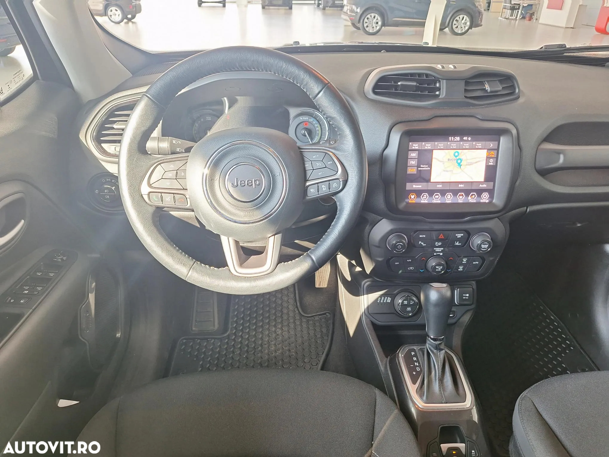 Jeep Renegade - 8