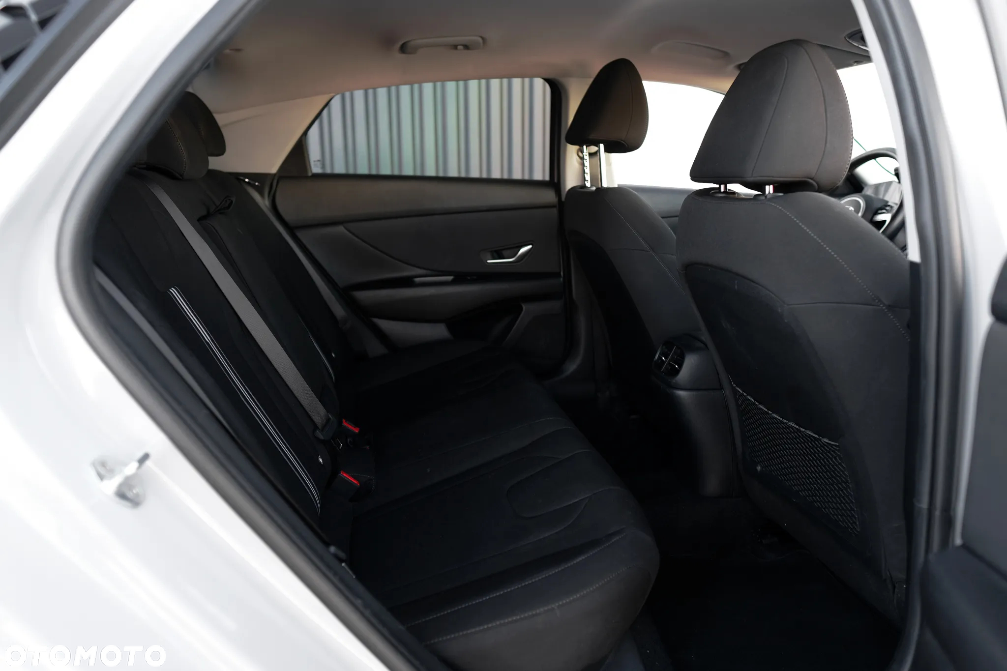 Hyundai Elantra 1.6 Smart CVT - 37
