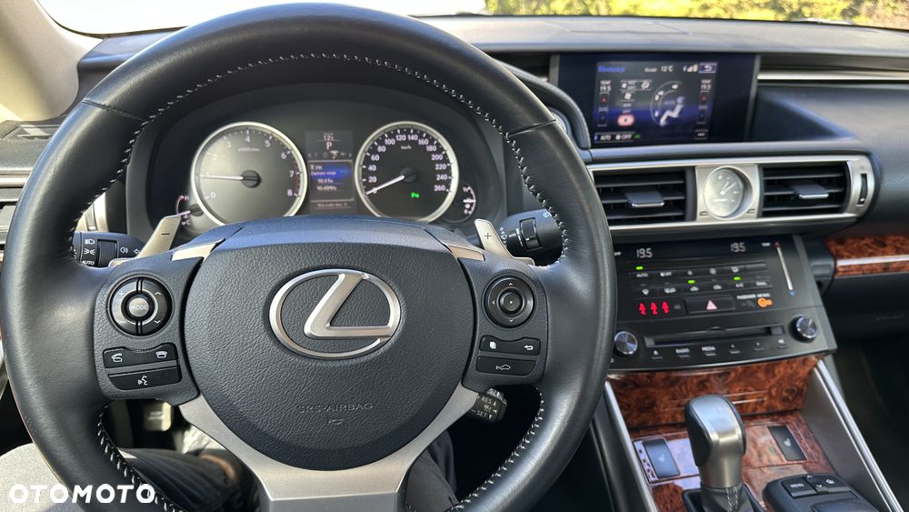 Lexus IS 250 Elegance - 15