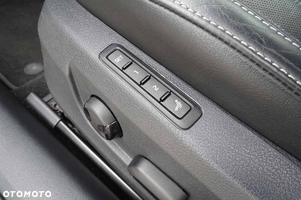 Skoda Superb 1.4 TSI DSG L&K - 12