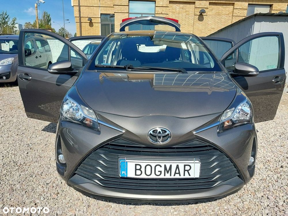 Toyota Yaris 1.5 Premium - 13