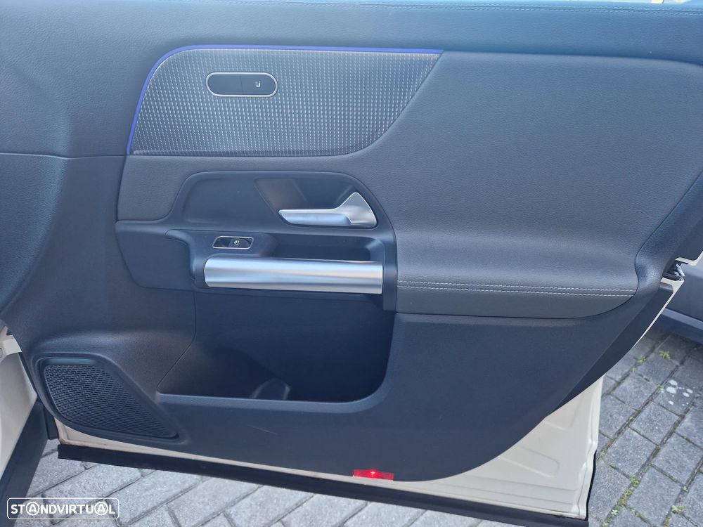 Mercedes-Benz EQA 250 - 10