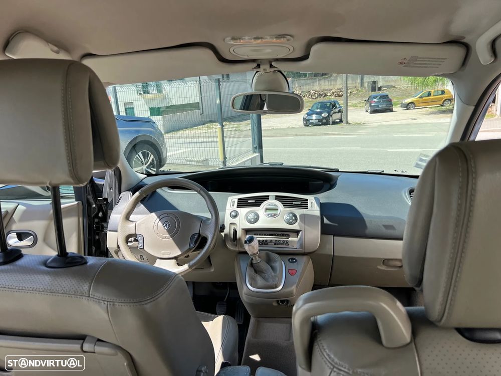 Renault Scénic 1.5 dCi Confort - 8