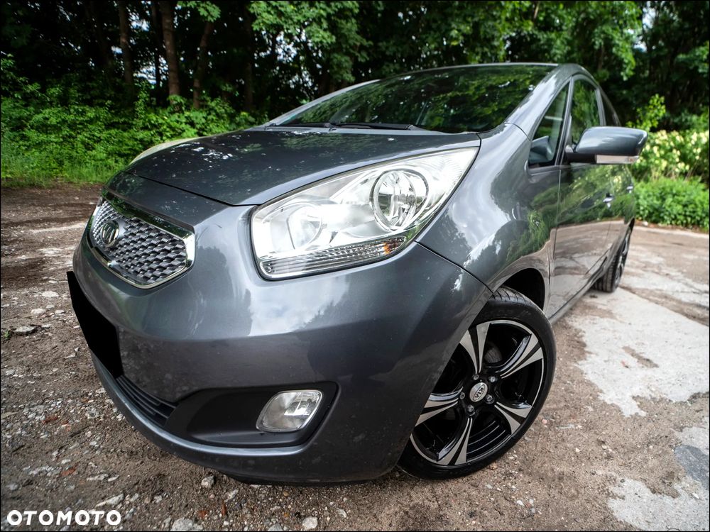 Kia Venga - 11