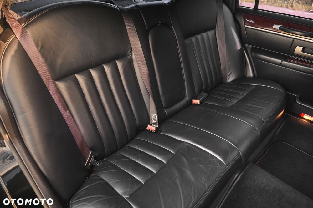 Lincoln Town Car 4.6 Executive - 33