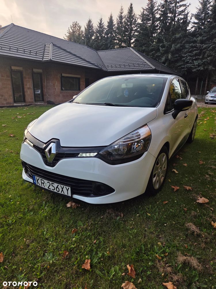 Renault Clio - 25