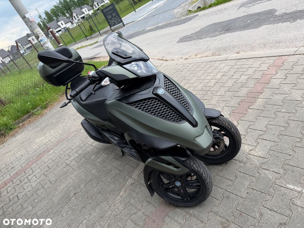 Piaggio MP-3 - 1