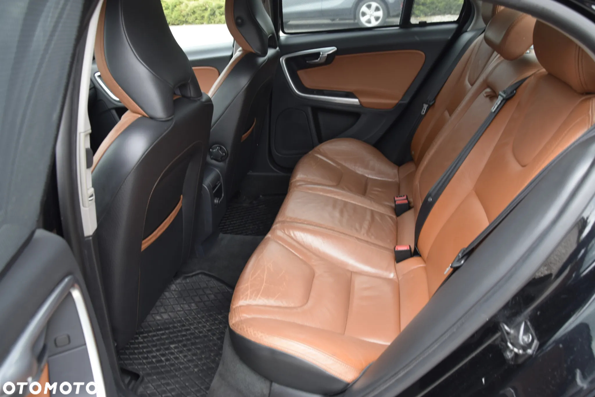 Volvo S60 - 15
