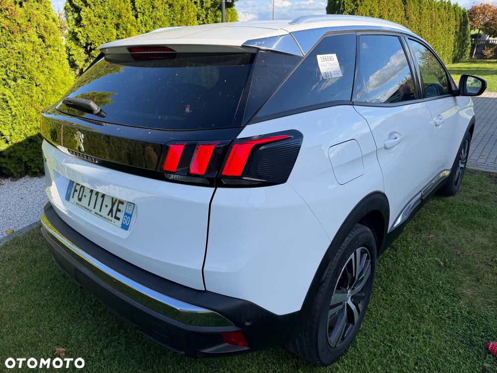 Peugeot 3008 PureTech 130 Stop & Start GPF EAT8 Allure - 26