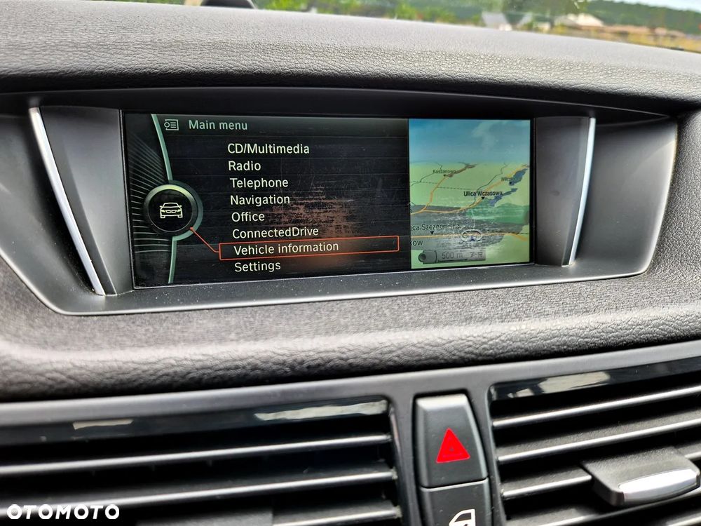 BMW X1 sDrive18d xLine - 31