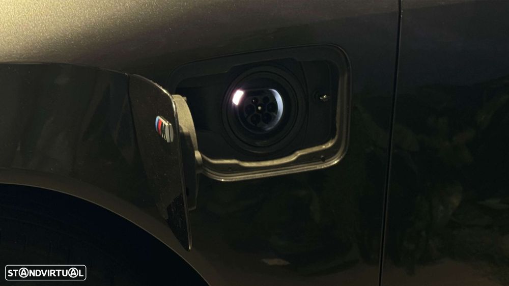 BMW X3 30 e xDrive Pack M Desportivo - 21