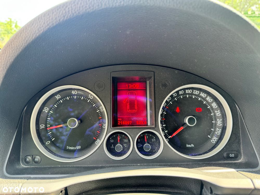 Volkswagen Golf 2.0 TSI GTI - 5