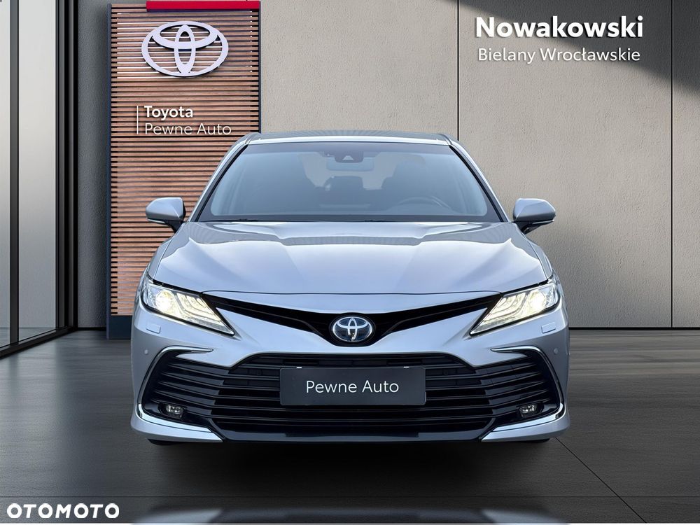 Toyota Camry 2.5 Hybrid Executive CVT - 8