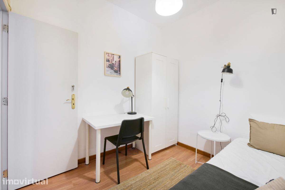 Quarto - localizado em Arroios Lisbon - Grande imagem: 5/35
