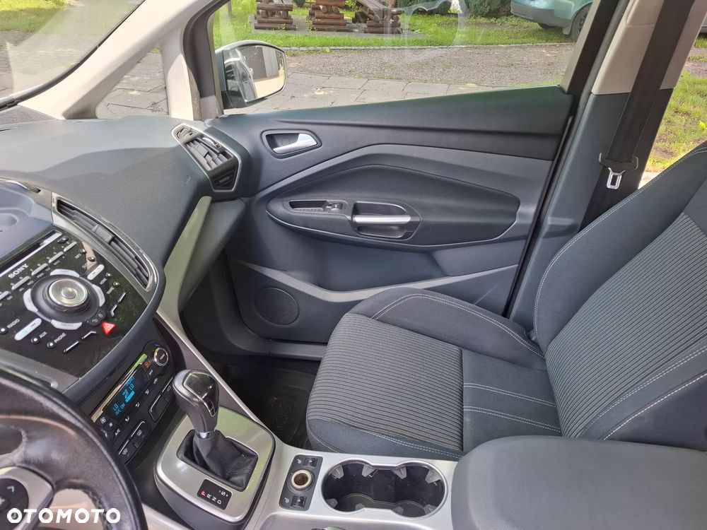 Ford Grand C-MAX - 4