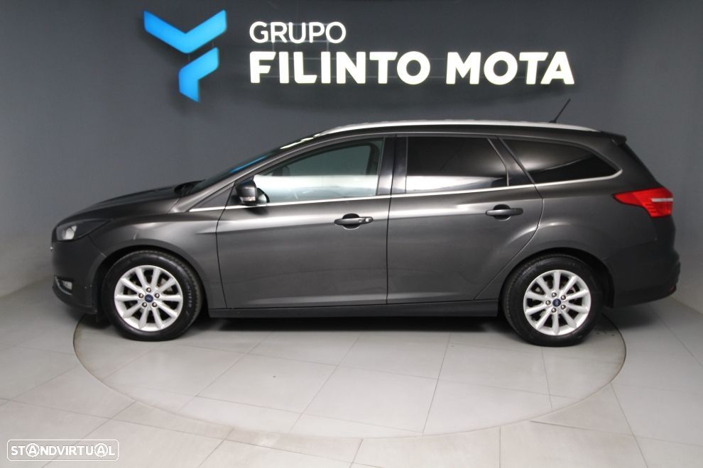 Ford Focus 1.0 SCTi Titanium - 5