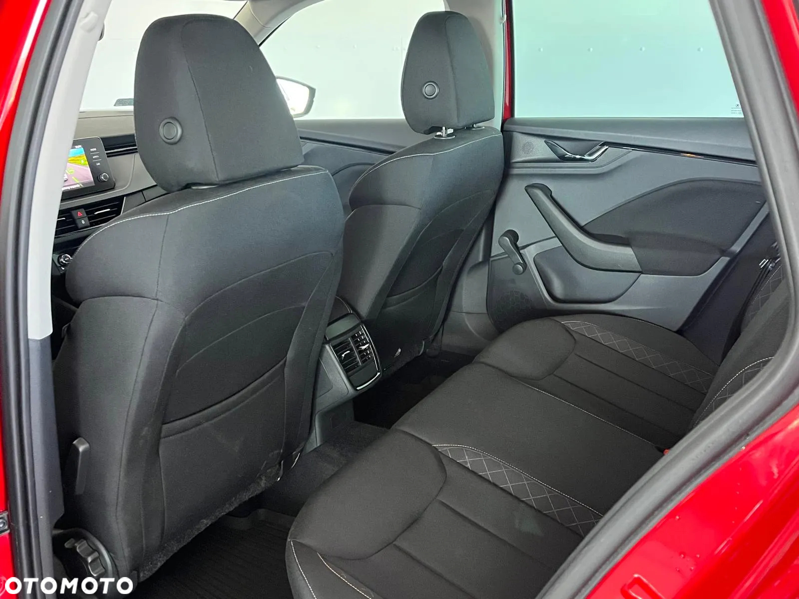 Skoda Kamiq 1.0 TSI Ambition DSG - 36