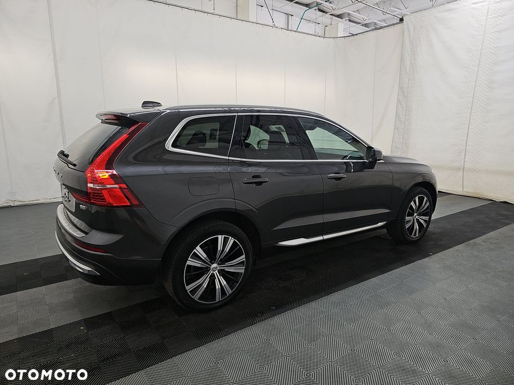 Volvo XC 60 T5 AWD Geartronic Inscription - 4