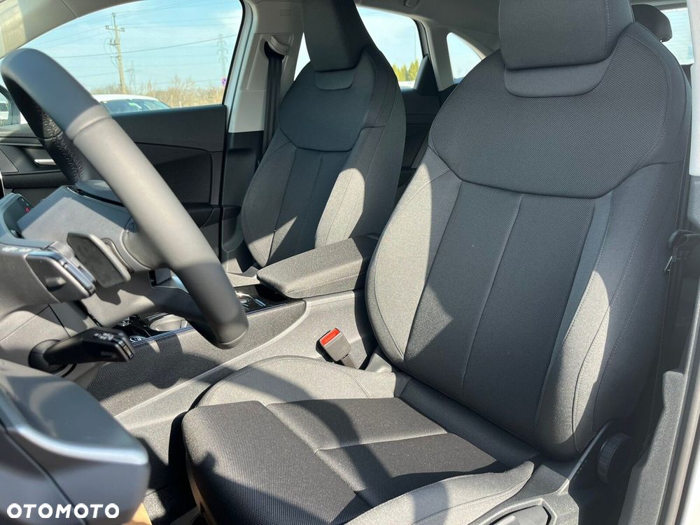 Audi Q3 Sportback - 11