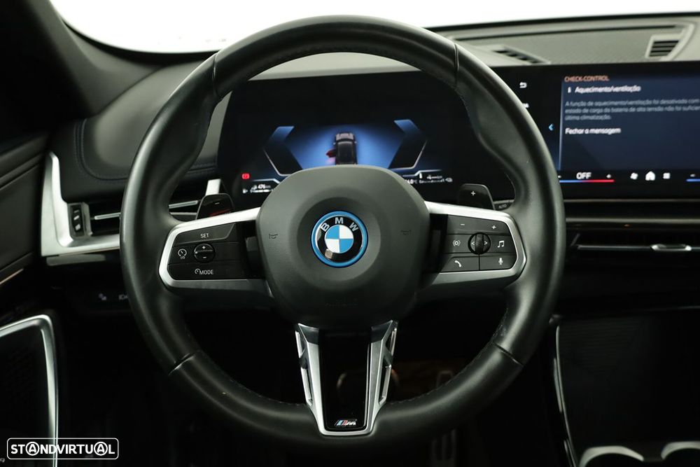 BMW X1 xDrive25e - 16