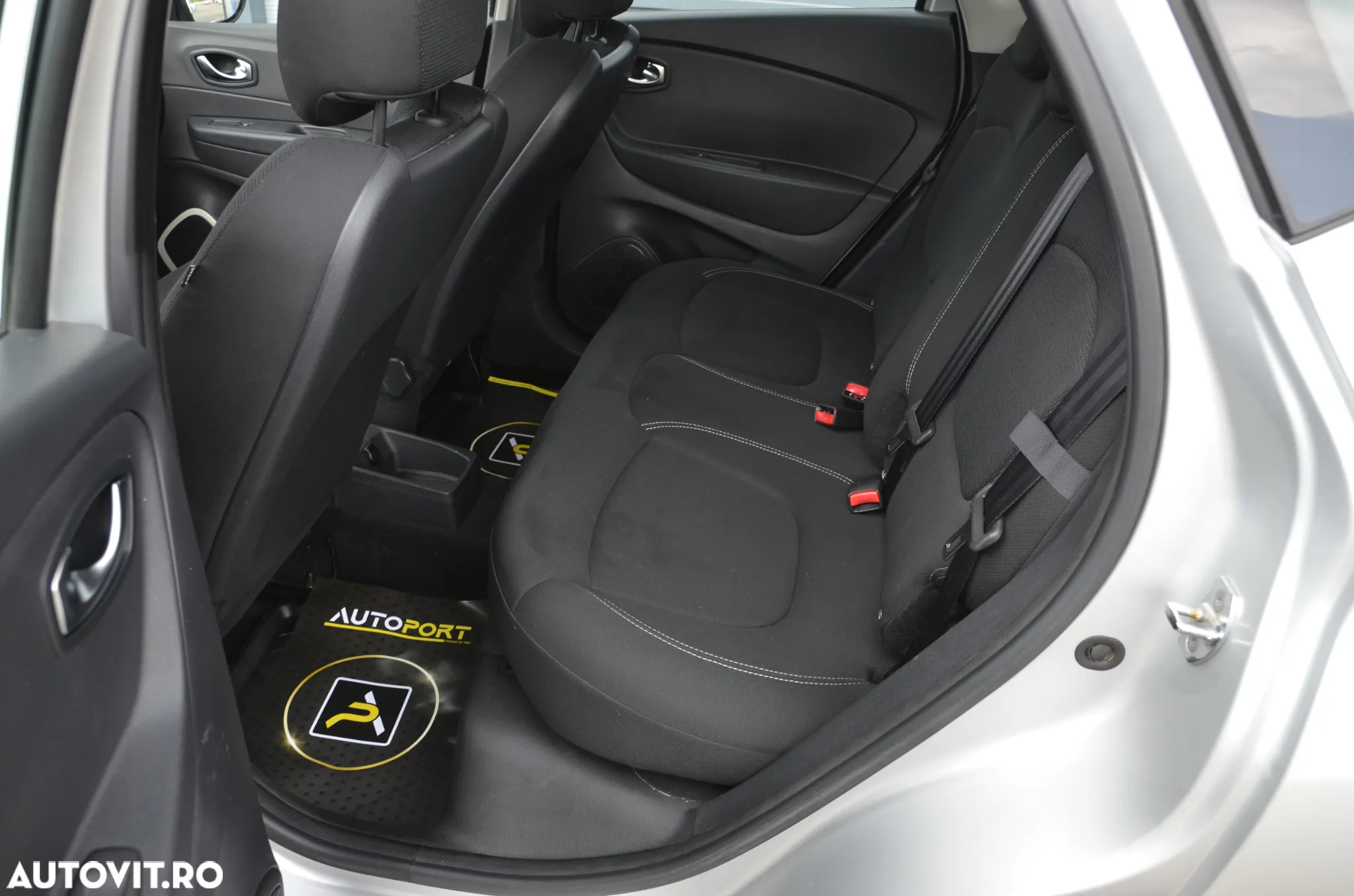 Renault Captur (ENERGY) dCi 90 INTENS - 13
