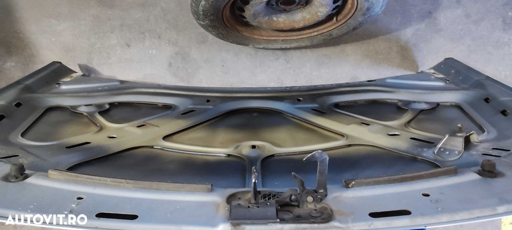 Capota volkswagen vw passat B6 sedan an 2010 cod culoare LC7Z - 7