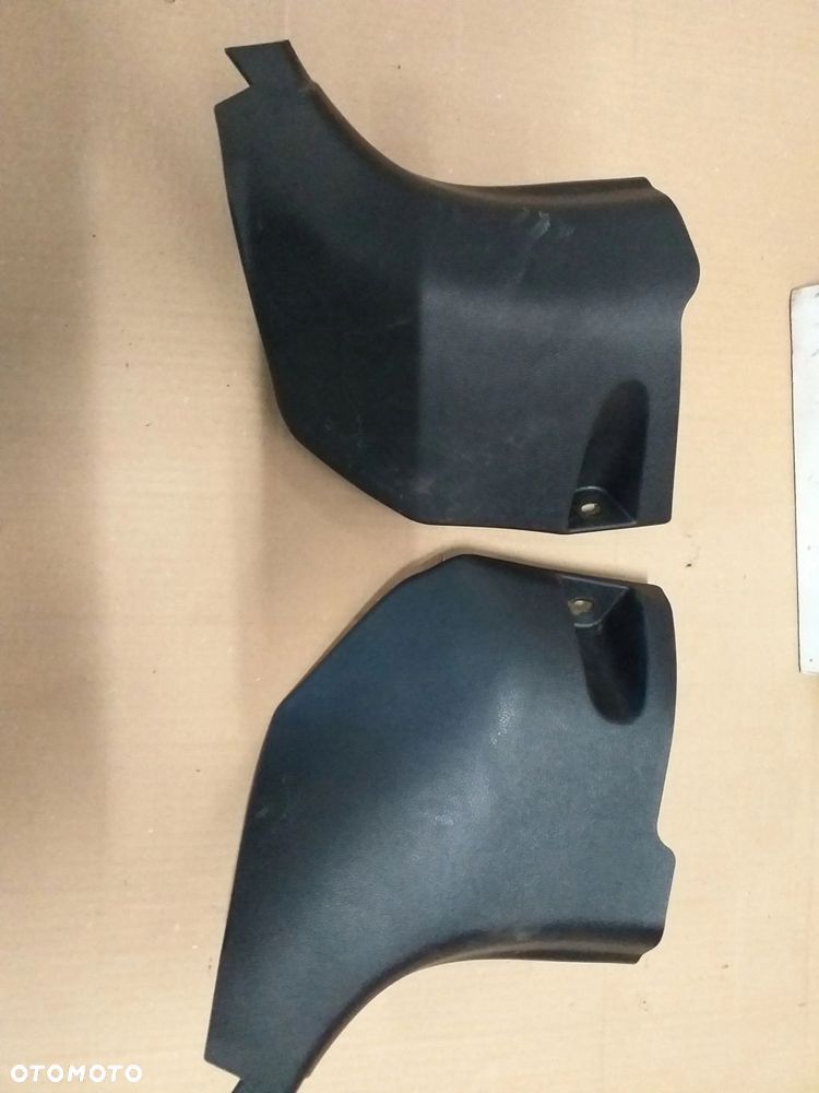 Toyota Prius IV PRIME osłona progu plastik PLUG IN - 1