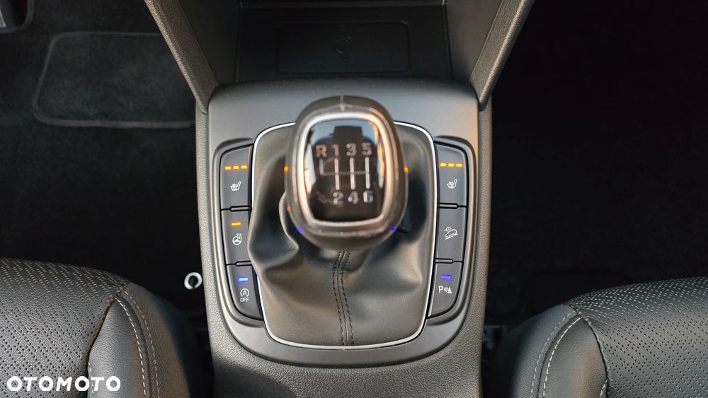 Hyundai Kona - 21