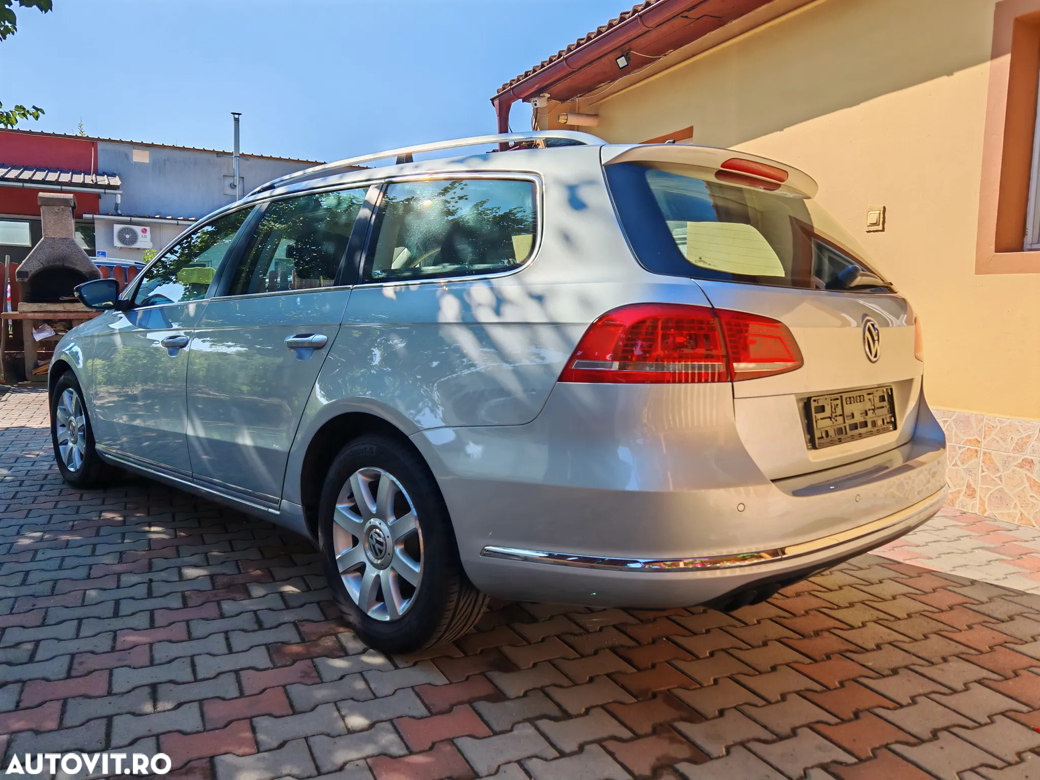 Volkswagen Passat Variant 2.0 TDI BlueMotion Technology Business Edition - 4