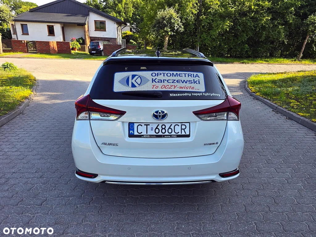 Toyota Auris Hybrid 135 Selection - 8
