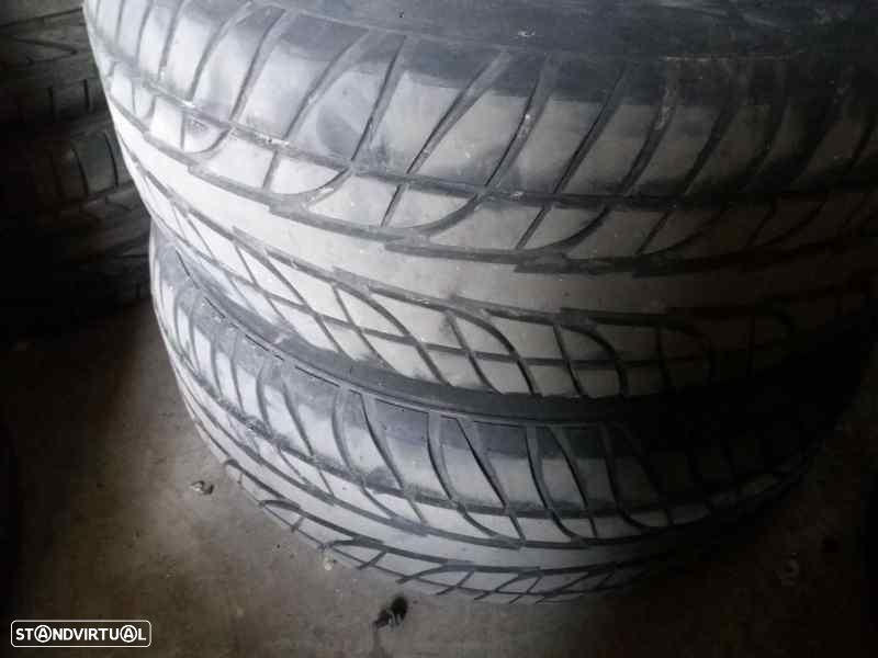 PNEU VOLKSWAGEN GOLF V 1K110.2003 - 1