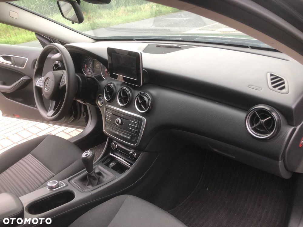 Mercedes-Benz Klasa A 180 CDI (BlueEFFICIENCY) - 12
