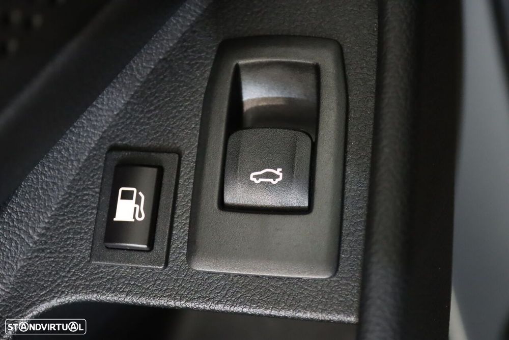 BMW 320 e Corporate Edition Auto - 22