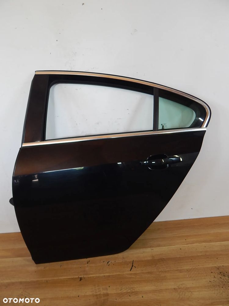 Drzwi tył Opel Insignia A 08-17 Lift Z22C czarne Łuków części - 3