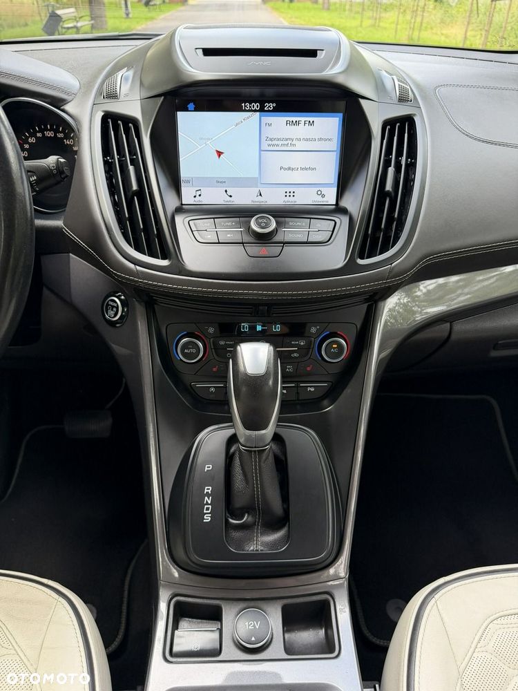 Ford Kuga - 38