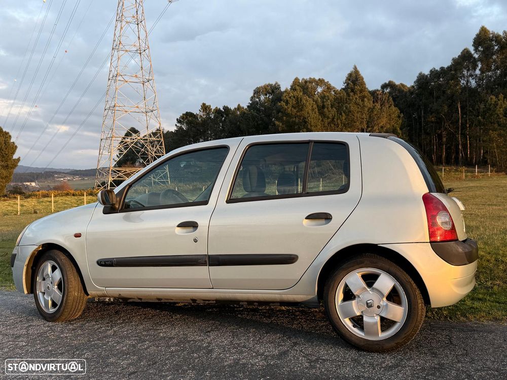 Renault Clio 1.4 16V Privilège - 2