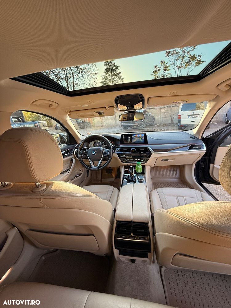 BMW Seria 5 520i AT - 8