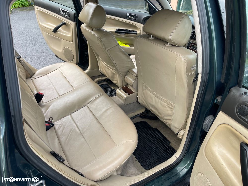 VW Passat 1.9 TDi Confortline - 8